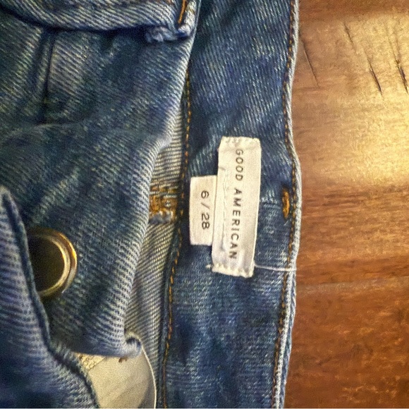 Good American Flare Jeans - Picture 3 of 7